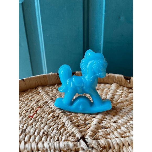 Vintage Boyd Glass Collectable Sky Blue Rocking Horse - Picture 2 of 5
